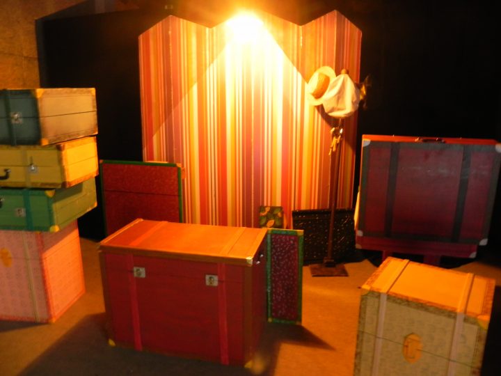 Un décor – une ambiance – Adaptation du conte « la princesse au petit pois »